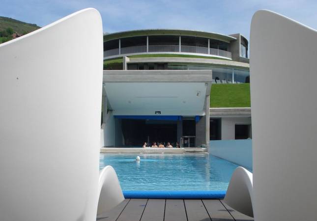 El mejor precio para Hotel Enclave Las Caldas Villa Termal. El entorno más romántico con nuestra oferta en Asturias